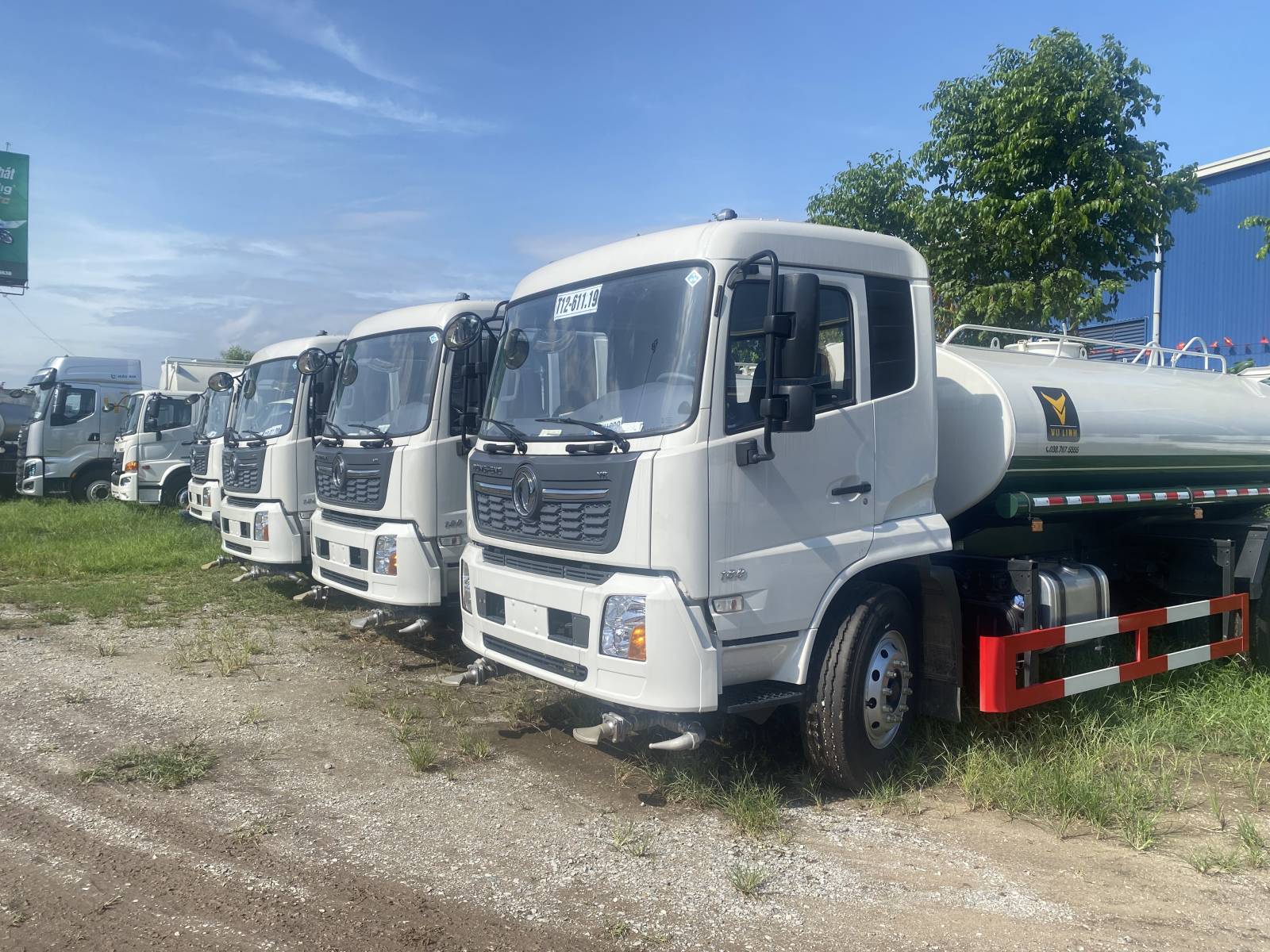 Xe phun nước tưới cây Dongfeng, Howo 9m3-13m3